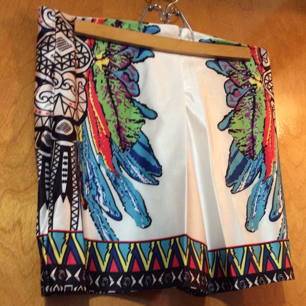 Feather Design Colorful Shorts - image 1